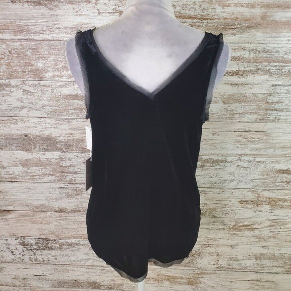 Chelsea28 Black Sleeveless V-Neck Crushed Velvet Top Size Small - Picture 2 of 8